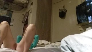 Meia Irmã Esqueceu Que Tava Sem Calcinha